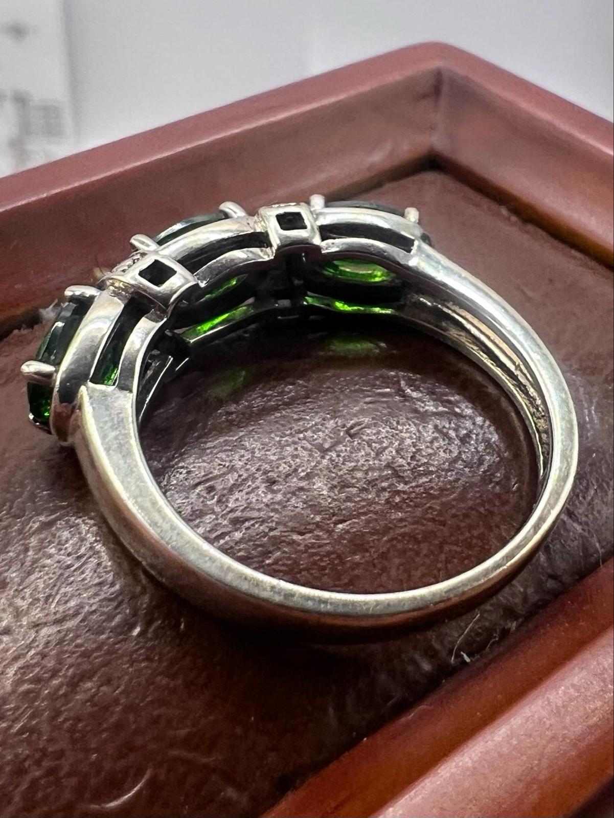 Quality 925 Sterling Silver Green Stone Ring • 3.30 Grams • Size - O