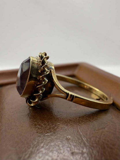 Vintage 9ct Yellow Gold Amethyst Set Ring • Size - N • 2.48 Grams