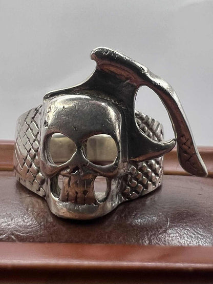 Quality 925 Sterling Silver Axe In Skull Ring • 14.40 Grams • Size - X