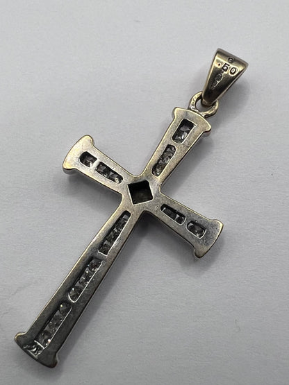 Vintage 9ct White Gold 0.50ct Diamond Set Cross - 3.56 Grams