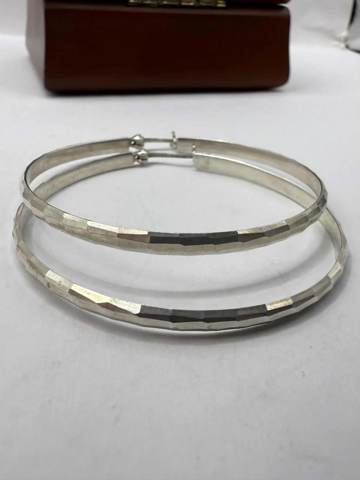 Quality 925 Sterling Silver Patterned Hoop Earrings • 5.17 Grams