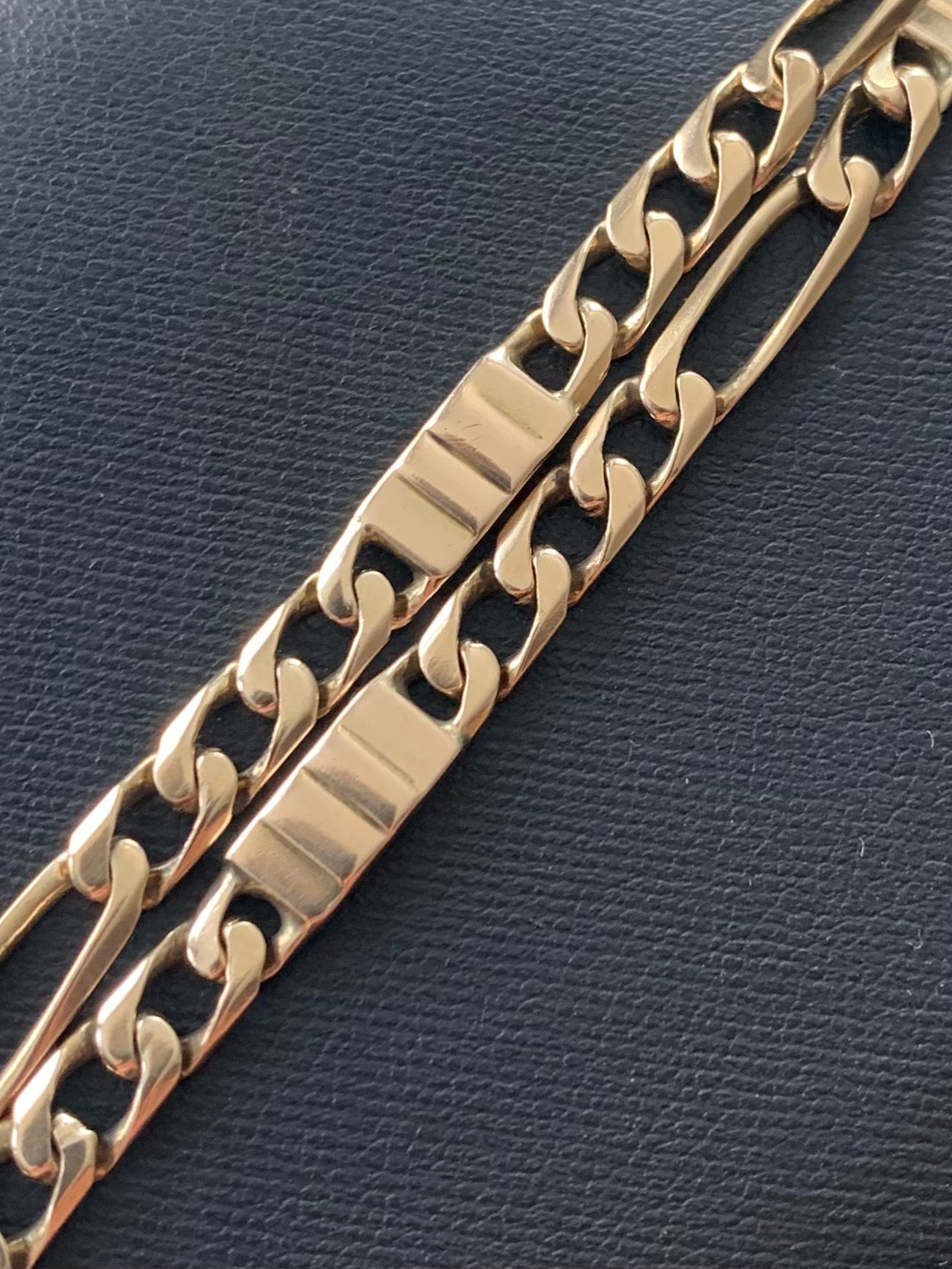 Vintage 9ct Yellow Gold Unique Figaro Bar Bracelet ~ 11.54 Grams ~ 8 Inch