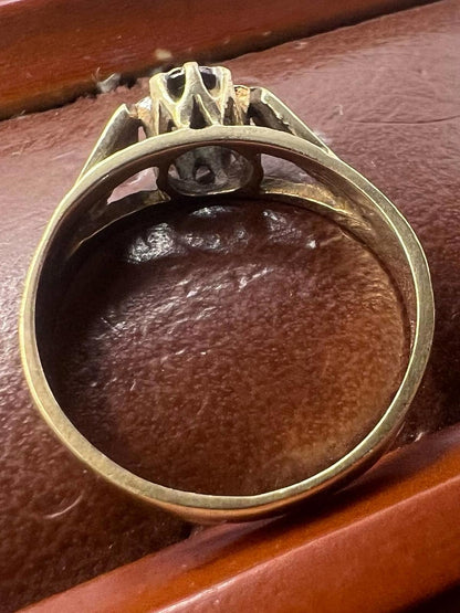 Vintage 9ct Yellow Gold Diamond Set Ring • Size - M • 2.06 Grams