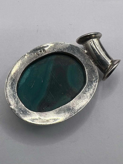 Quality 925 Sterling Silver Agate Set Pendant - 10.75 Grams