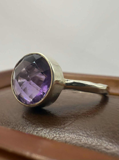 Quality 925 Silver Hammered Amethyst Set Ring • Size -  • 3.70 Grams • Size - R½