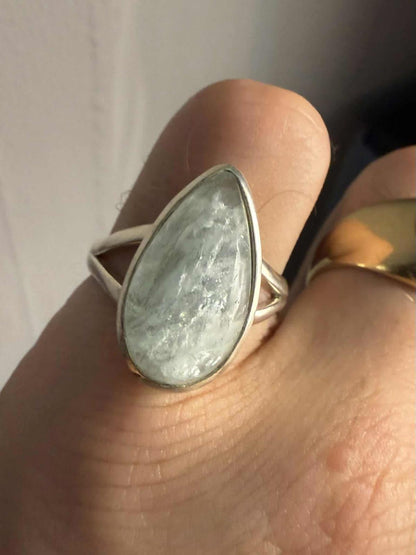 Quality 925 Sterling Silver Aquamarine Crystal Set Ring • Size - R • 5.96 Grams