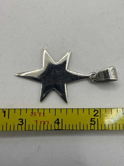 Quality 925 Sterling Silver Star Pendant • 1.57 Grams