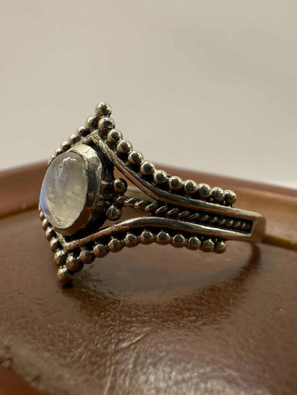 Quality 925 Sterling Silver Moonstone Set Ring • Size - V • 3.07 Grams