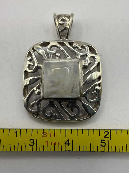 Quality 925 Sterling Silver Moon Stone Set Pendant • 8.06 Grams