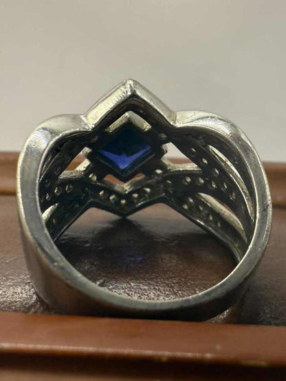 Quality 925 Sterling Silver Blue Stone Cluster Ring • Size - M • 5.85 Grams