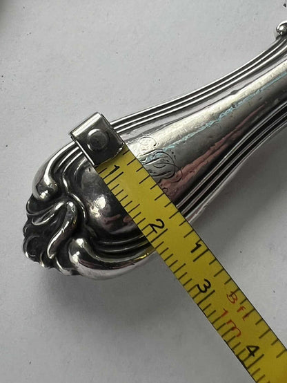 Antique Decorative Magnifying Glass with Ornate Silver Handle - 113.51 Grams