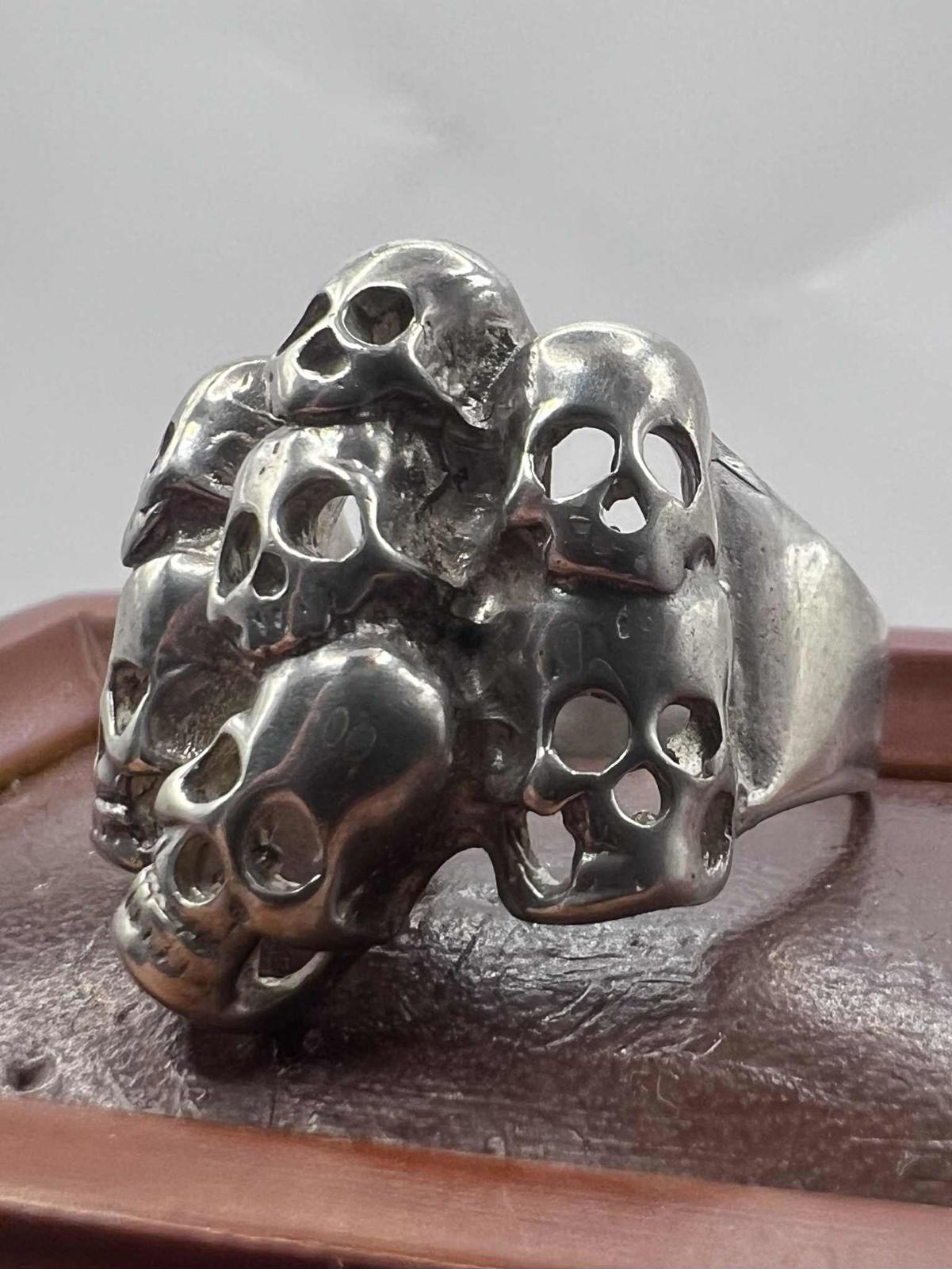 Quality 925 Sterling Silver Skull Ring • 10.68 Grams • Size - T