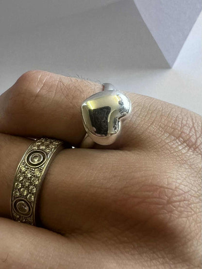Quality 925 Sterling Silver Heart Ring • 2.38 Grams • Size - L