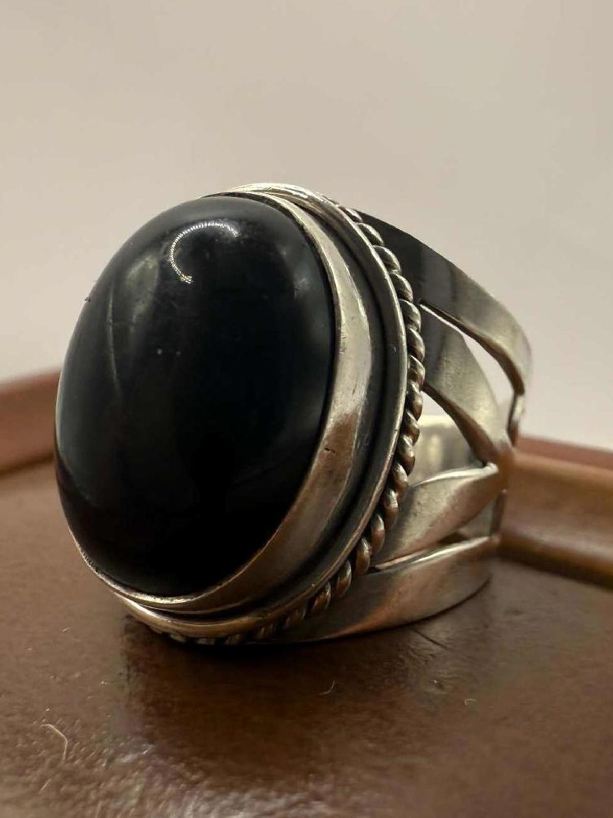 Quality 925 Sterling Silver Onyx Ring • Size M • 6.33 Grams
