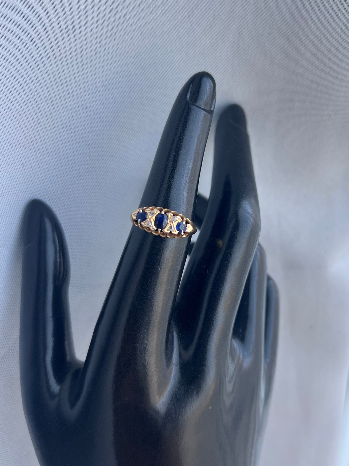 Antique 18ct Yellow Gold Sapphire & Diamond Ring - M½