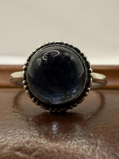 Quality 925 Sterling Silver Blue Stone Ring • Size - K½ • 2.02 Grams