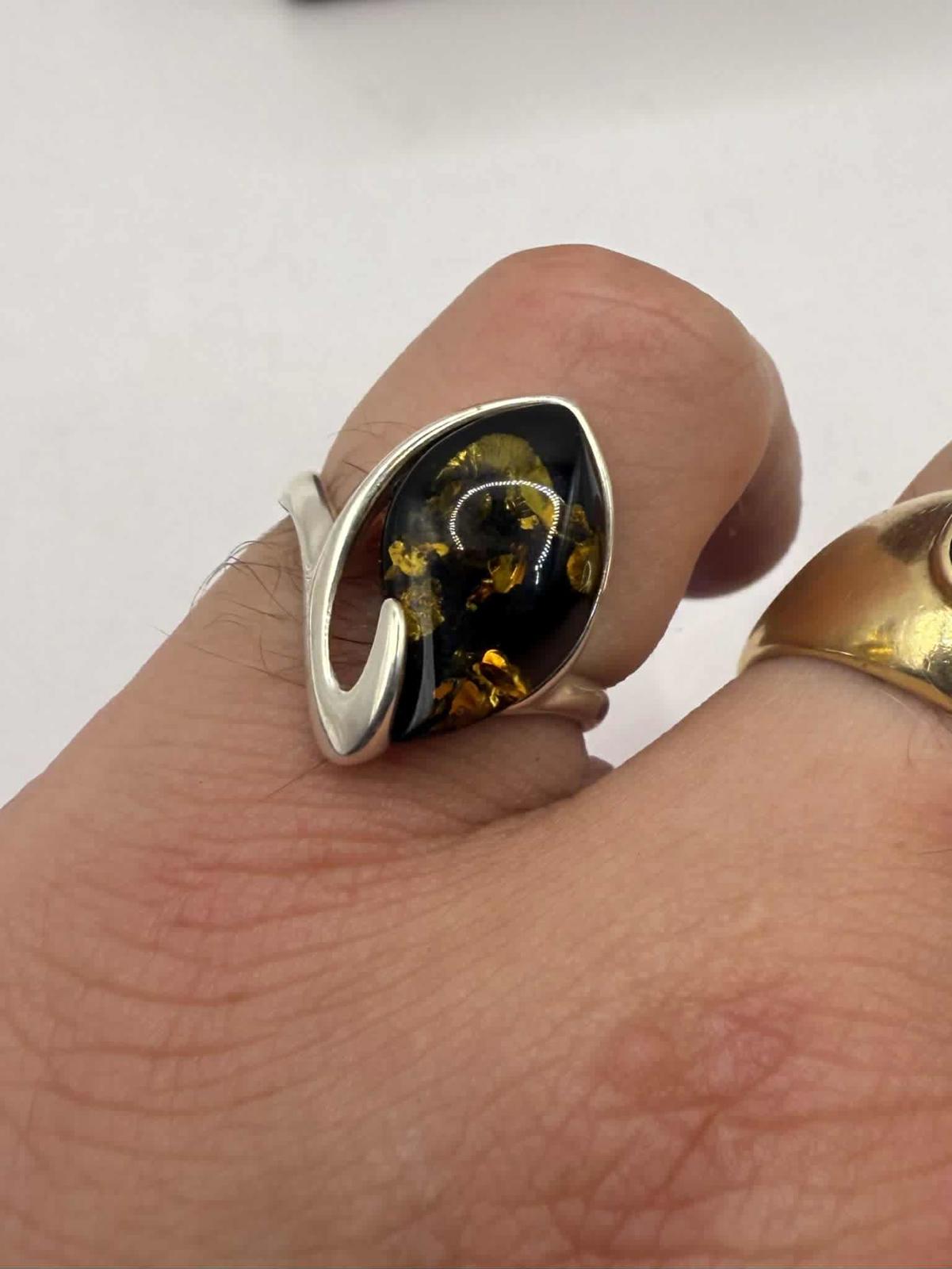 Quality 925 Sterling Silver Amber Set Ring • Size - L • 3.21 Grams