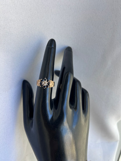 Vintage 9ct Yellow Gold Sapphire & Diamond Ring - P½