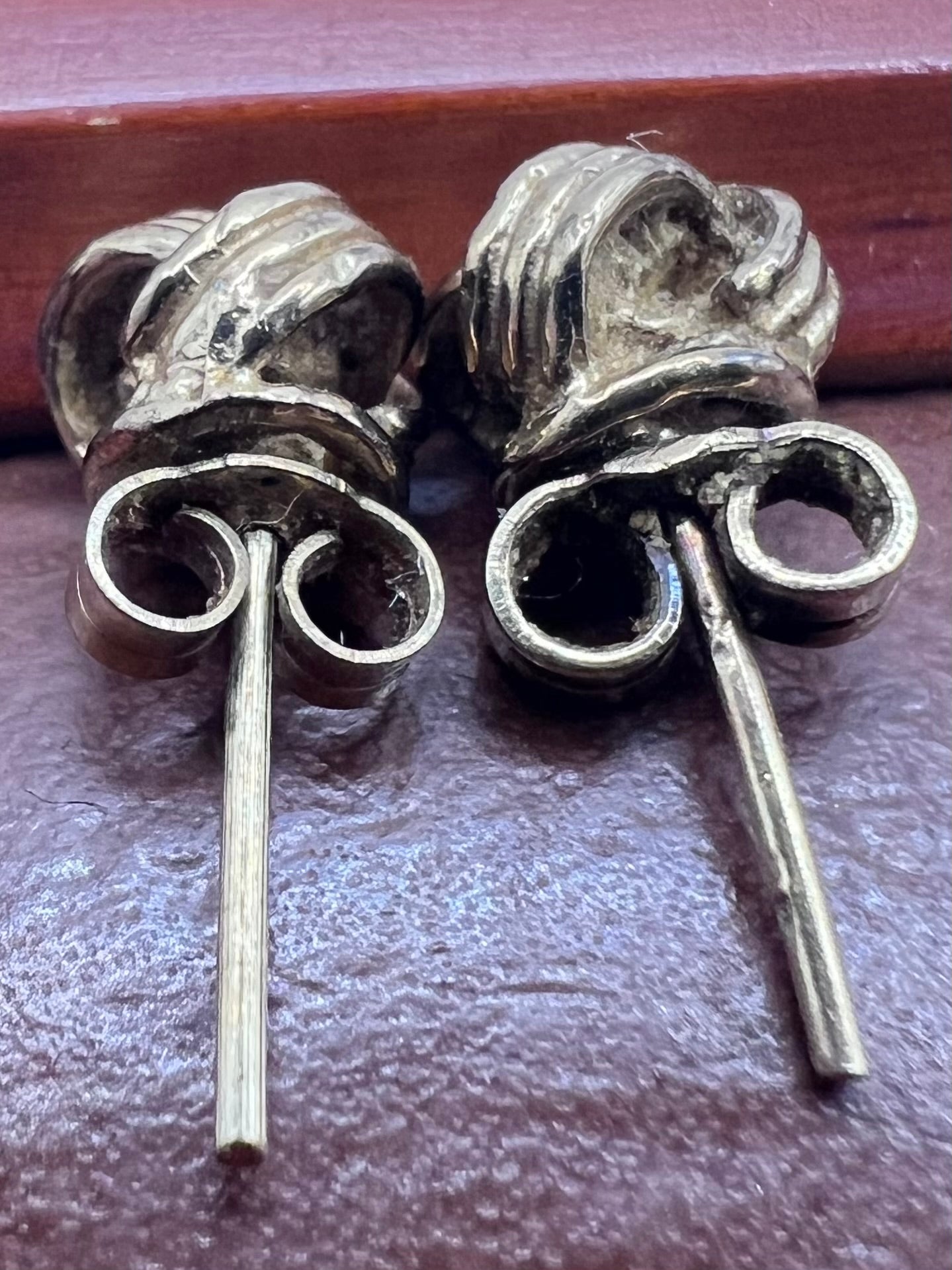 Vintage 9ct Yellow Gold Knot Earrings • 2.09 Grams