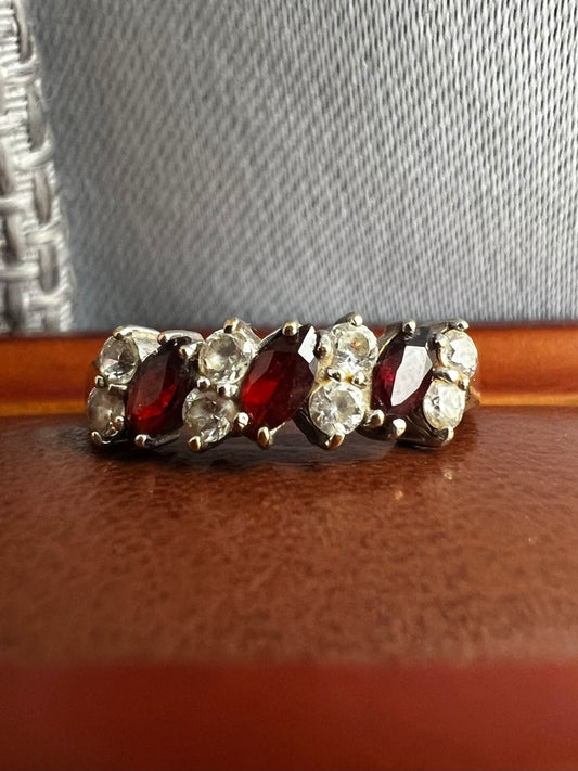 Quality 9ct Yellow Gold Garnet & Cz Set Ring - N½