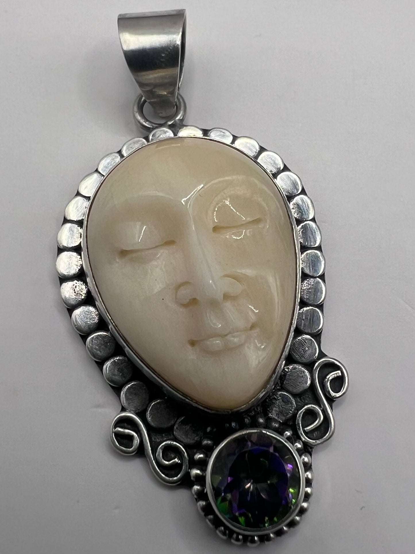 Unique 925 Sterling Silver Carved Jade Face & Mystic Topaz Pendant - 6.25 Grams