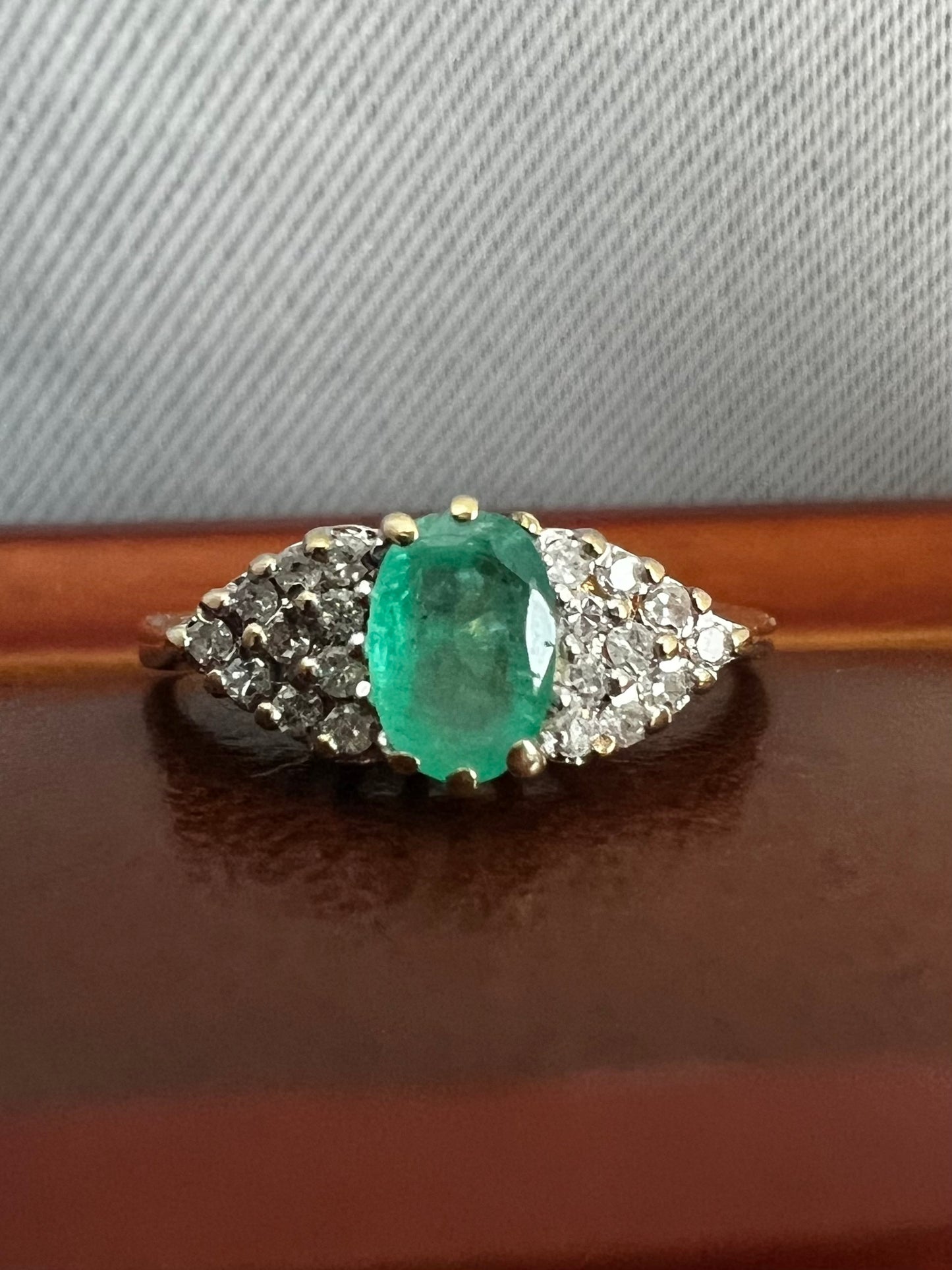 Vintage 9ct Yellow Gold Emerald & Diamond Cluster Ring - M½