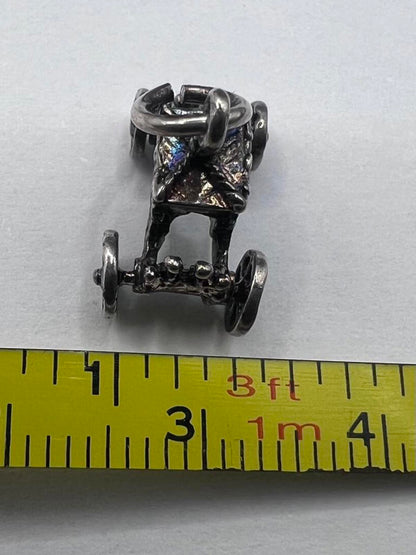 Quality 925 Silver Articulated Wagon Charm - 1.62 Grams