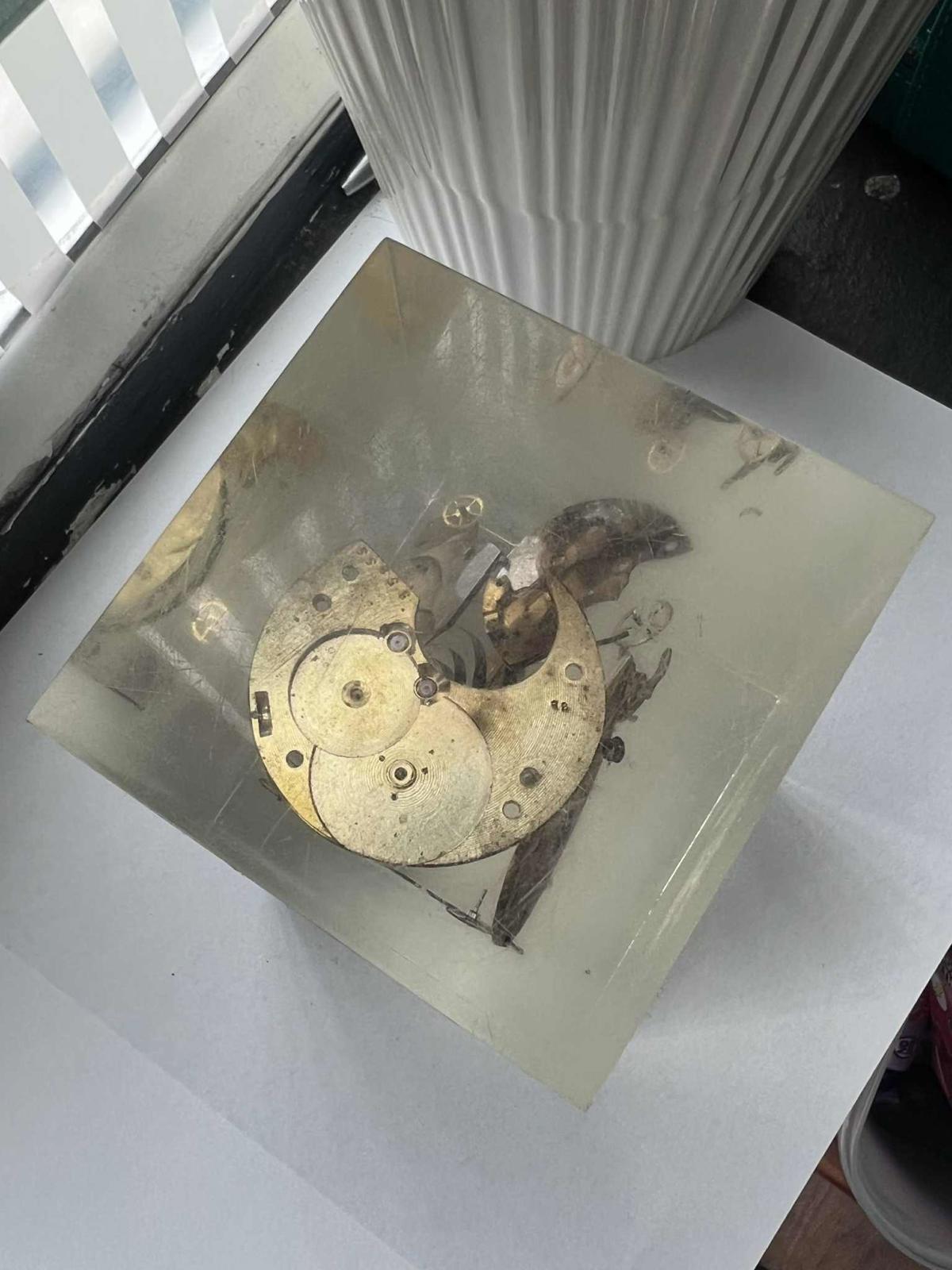 Unique Pocket Watch Mechanism in Resin Display