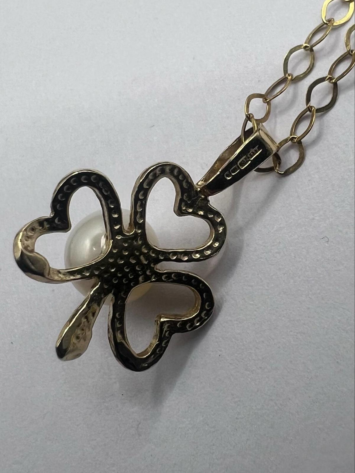 Vintage 9ct Yellow Gold Hoop Chain & Clover Pendant • 2.54 Grams
