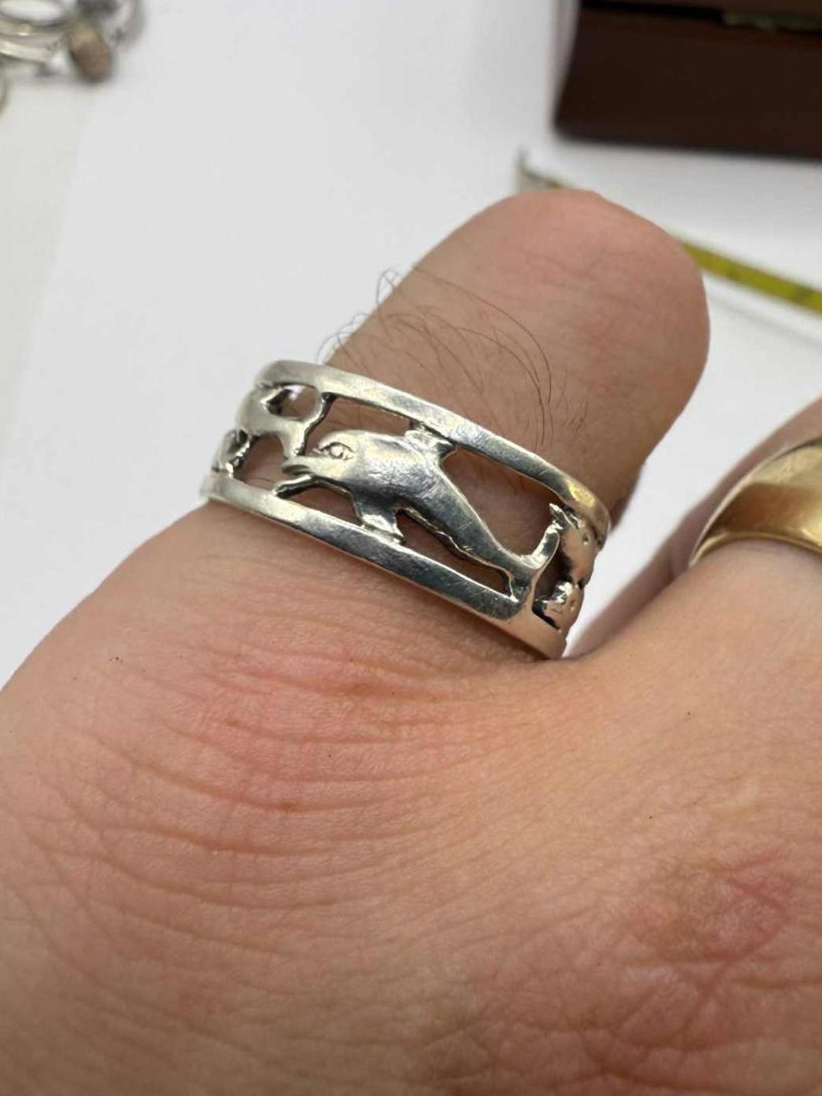 Quality 925 Sterling Silver Dolphin Ring • Size - U • 3.62 Grams