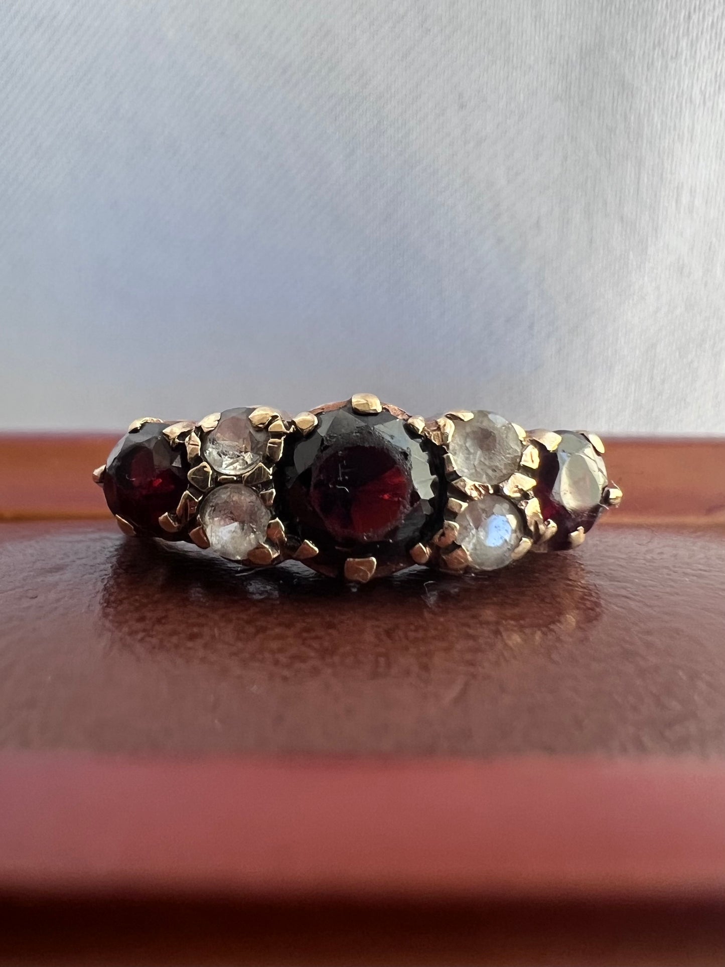 Vintage 9ct Yellow Gold Garnet & Cz Ring - O