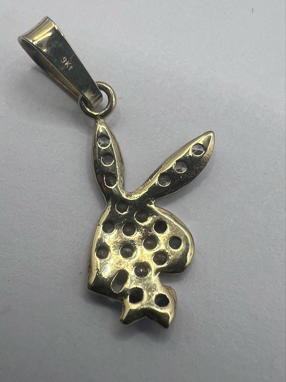 Quality 9ct Yellow Gold Playboy Bunny Pendant • 2.12 Grams