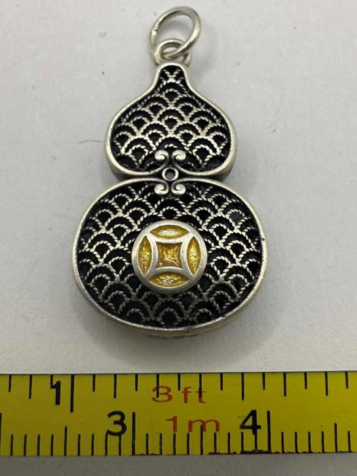 Quality 999 Fine Silver Double Sided Enamel Design Pendant - 4.18 Grams
