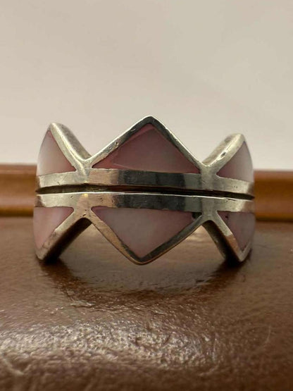 Quality 925 Sterling Silver Pink Inlayed Stone Ring • Size - P • 6.75 Grams