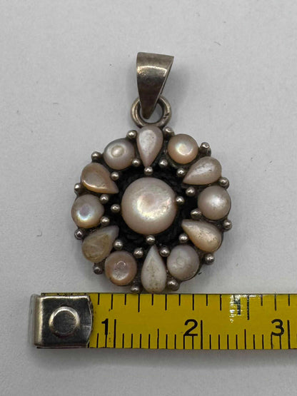 Vintage 925 Sterling Silver Pearl Cluster Pendant - 7.98 Grams