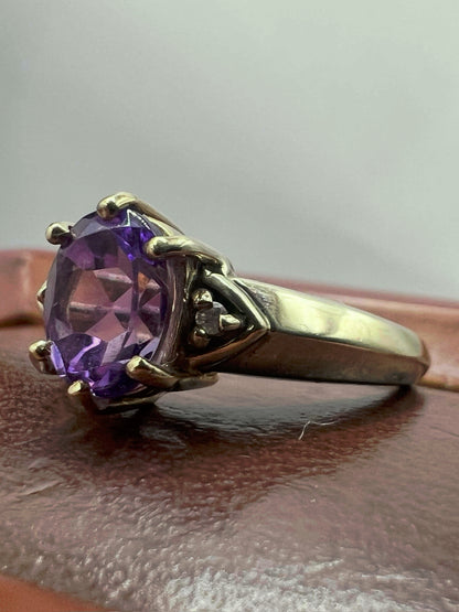 Quality 9ct Yellow Gold Amethyst & Diamond Ring - N½