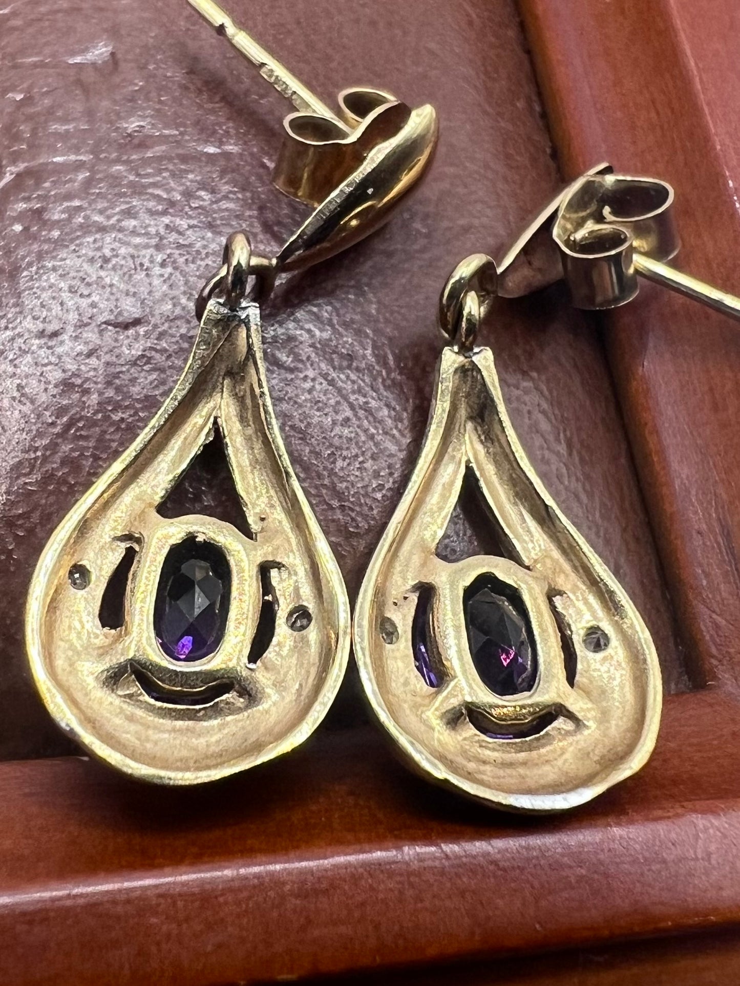 Vintage 9ct Yellow Gold Amethyst & Diamond Dangle Earrings • 2.21 Grams