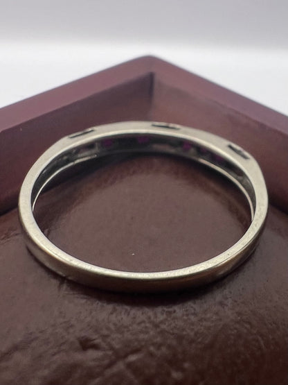 Quality 9ct White Gold Ruby & Diamond Ring - N½
