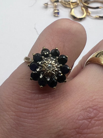 Vintage 9ct Yellow Gold Sapphire & Diamond Cluster Ring - P