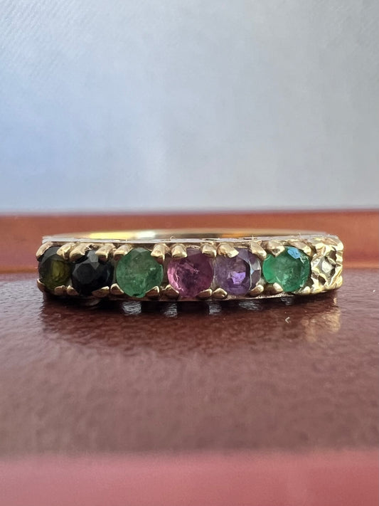 Vintage 9ct Yellow Gold Gem Set “Dearest” Ring - O