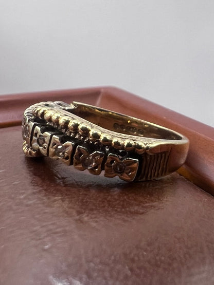 Vintage 9ct Yellow Gold Diamond Set Ring - N