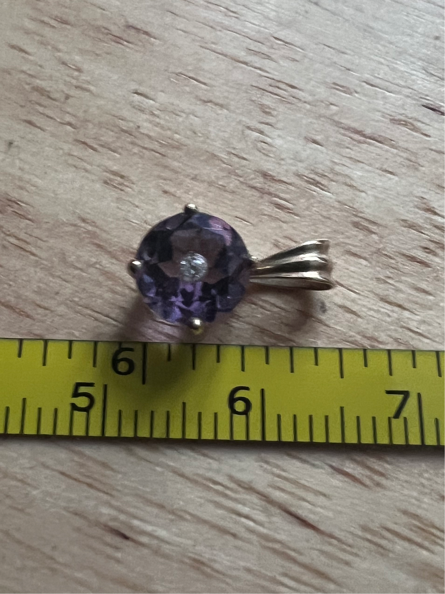 Dainty 9ct Yellow Gold Diamond In Amethyst Pendant - 0.67 Grams