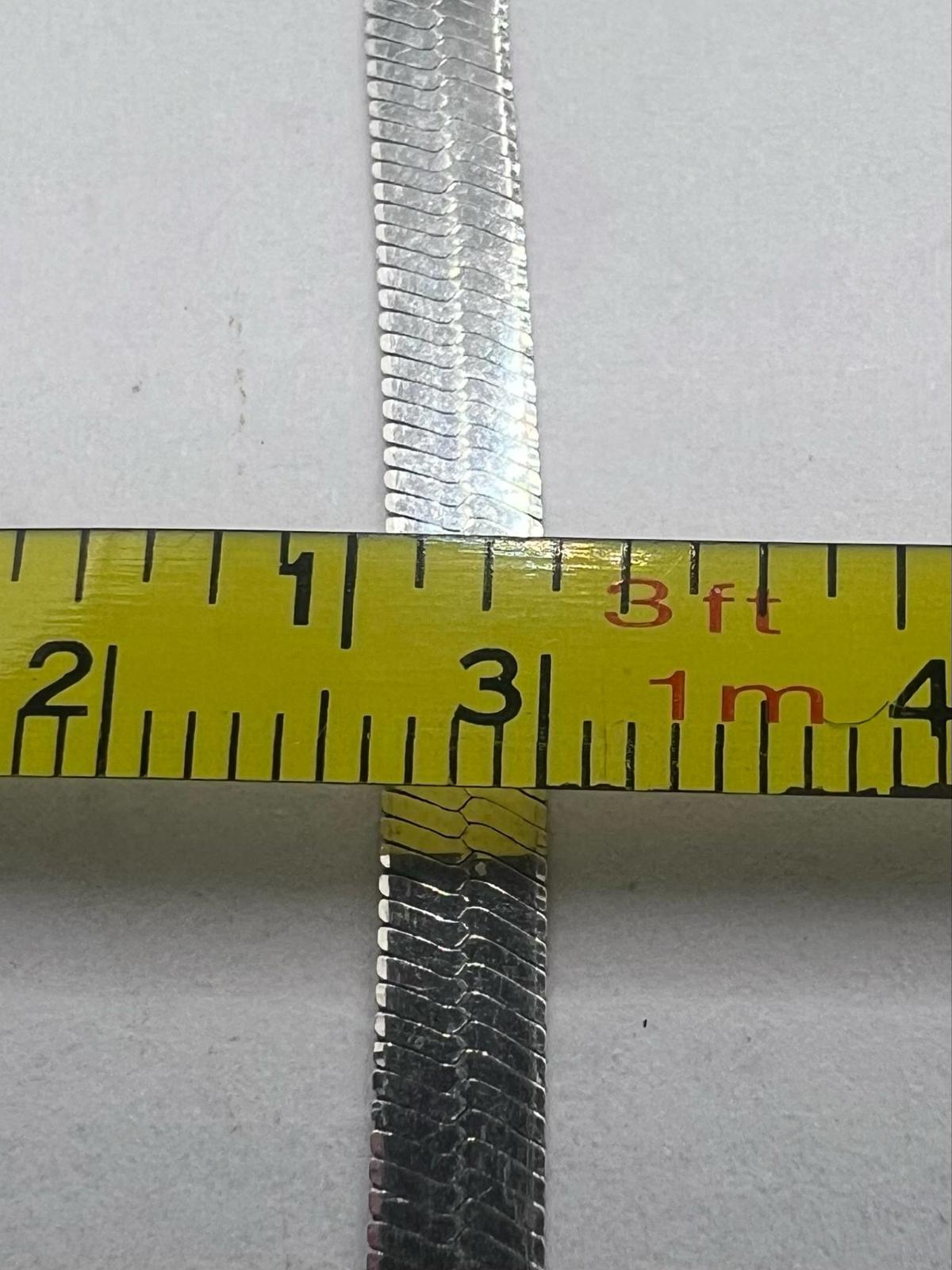 Quality 925 Sterling Silver Herringbone Bracelet - 8 Inch - 4.33 Grams