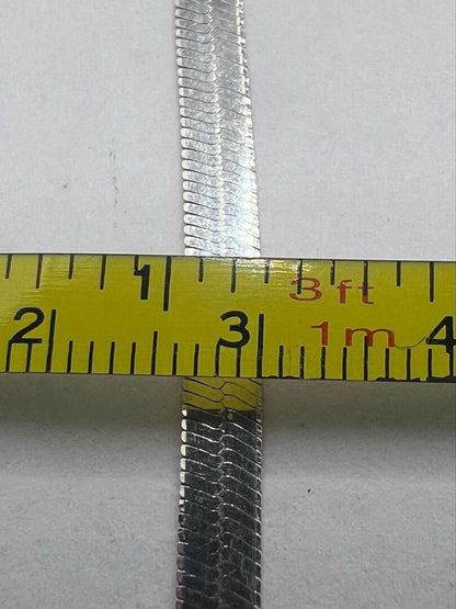 Quality 925 Sterling Silver Herringbone Bracelet - 8 Inch - 4.33 Grams