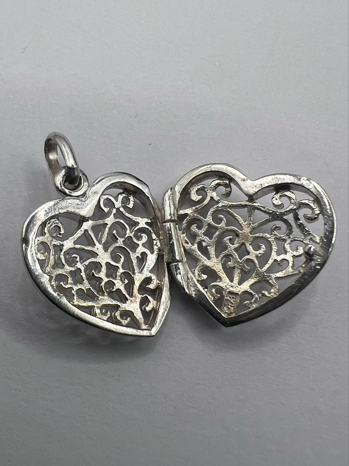 Quality 925 Sterling Silver Open Work Heart Locket - 3.50 Grams
