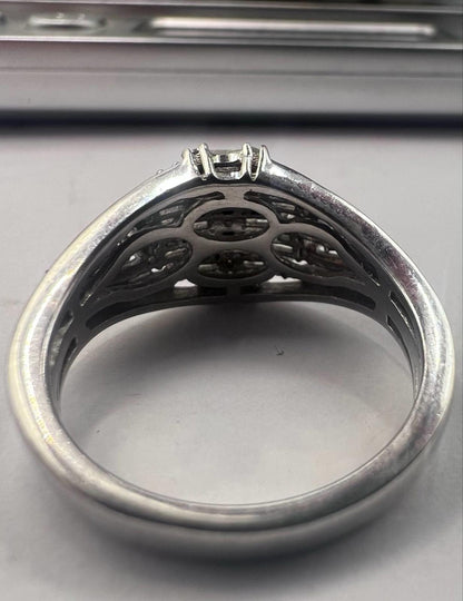 Quality 925 Sterling Silver White Stone Ring • Size - O • 4.05 Grams
