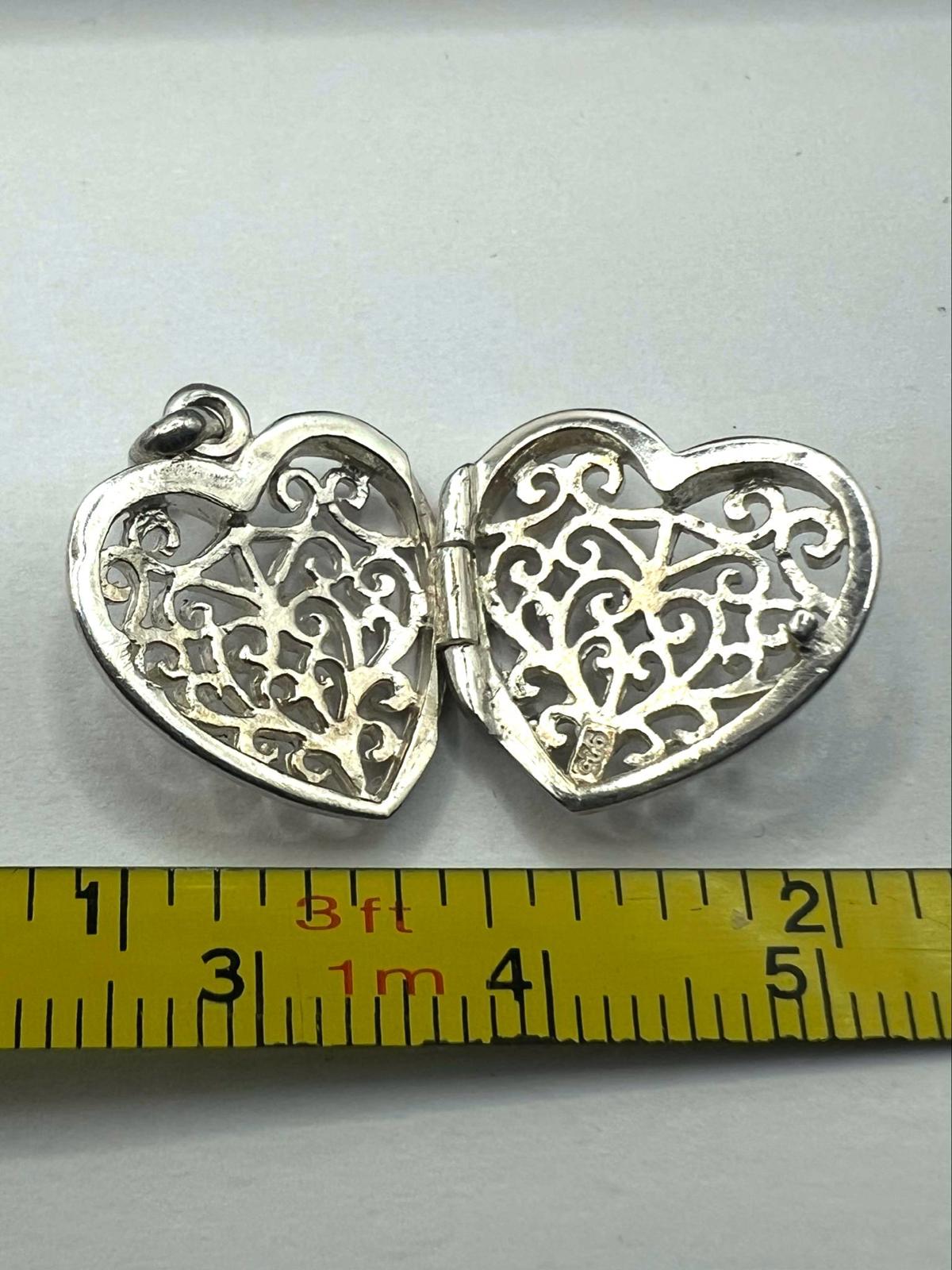 Quality 925 Sterling Silver Open Work Heart Locket - 3.50 Grams