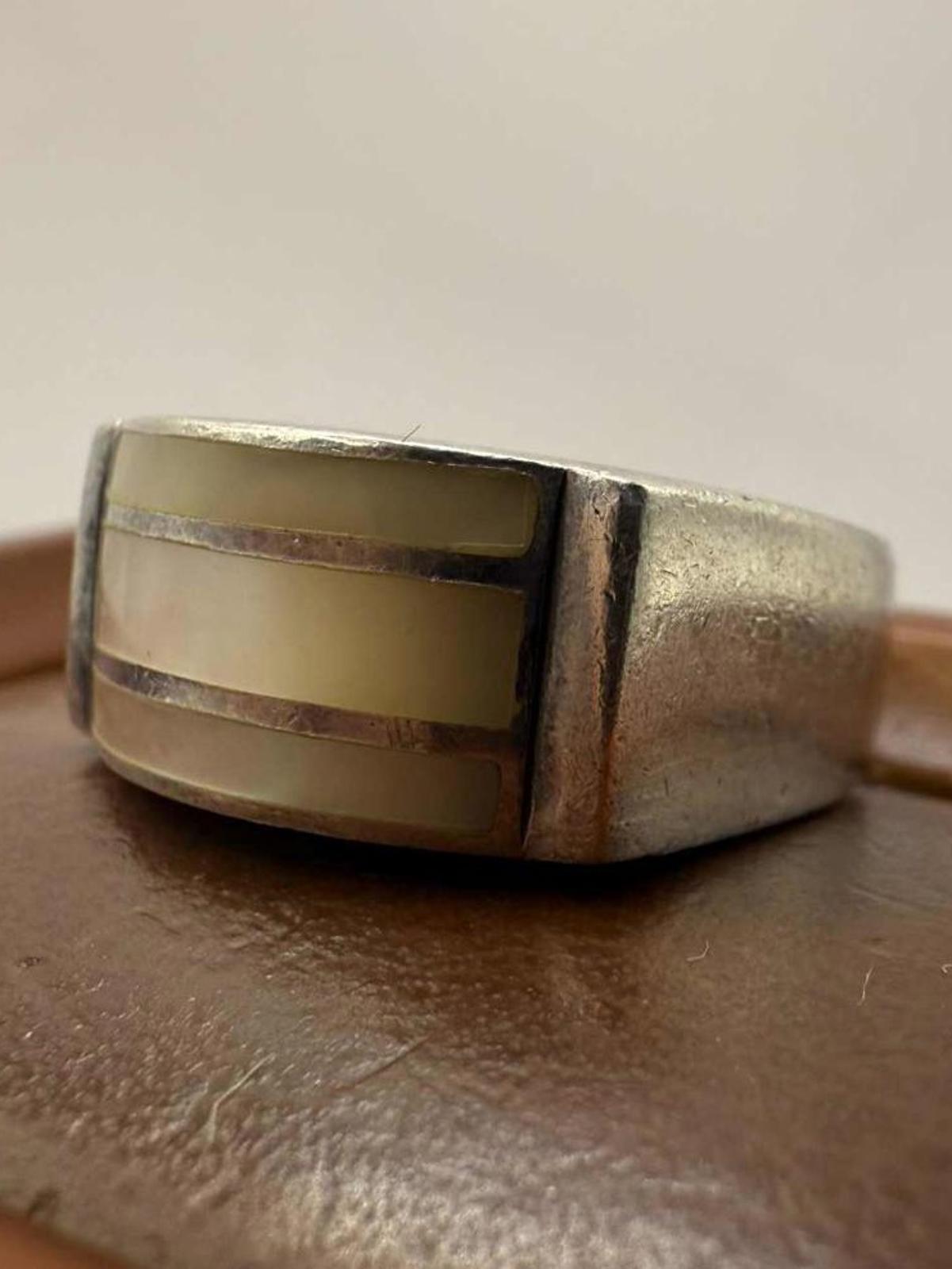 Quality 925 Sterling Silver Stone Inlayed Ring • Size - P½  • 5.86 Grams