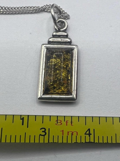 Quality 925 Sterling Silver Amber Set Pendant & Chain Set • 3.35 Grams