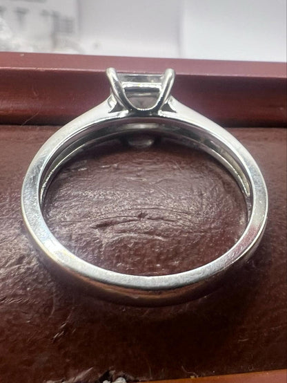 Quality 925 Sterling Silver • 4.04 Grams • Size - S